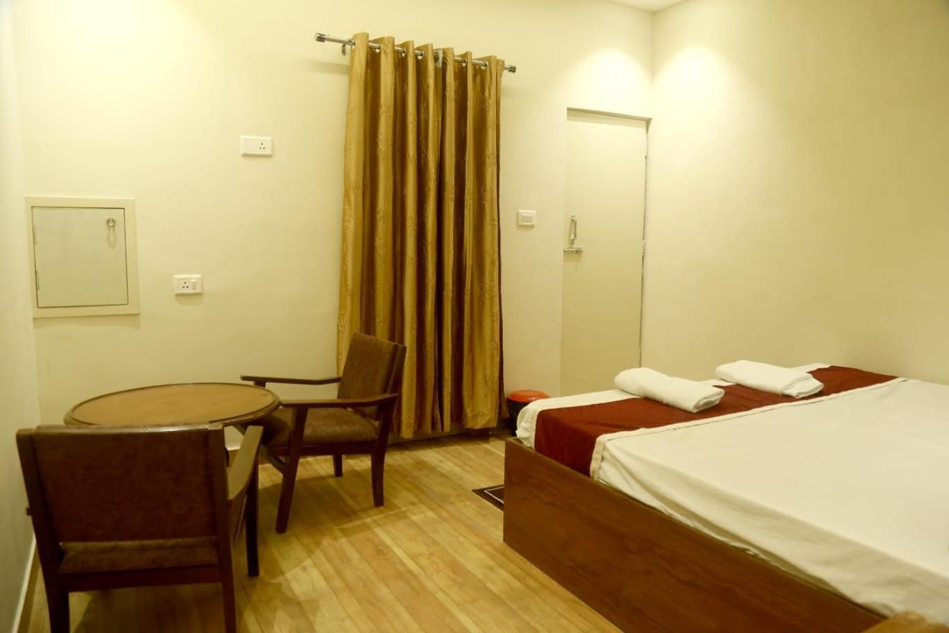 Pyrenees Homestay Agra (Uttar Pradesh) Exterior foto