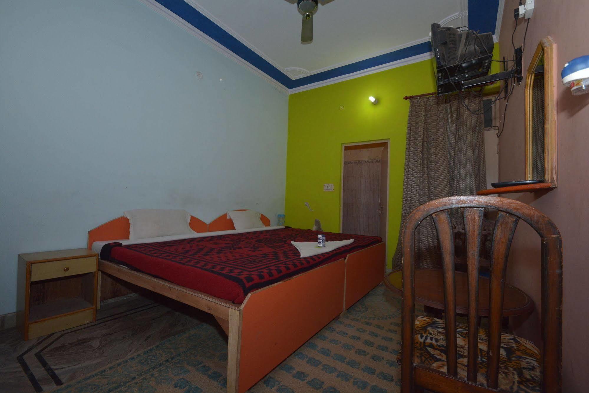 Pyrenees Homestay Agra (Uttar Pradesh) Exterior foto
