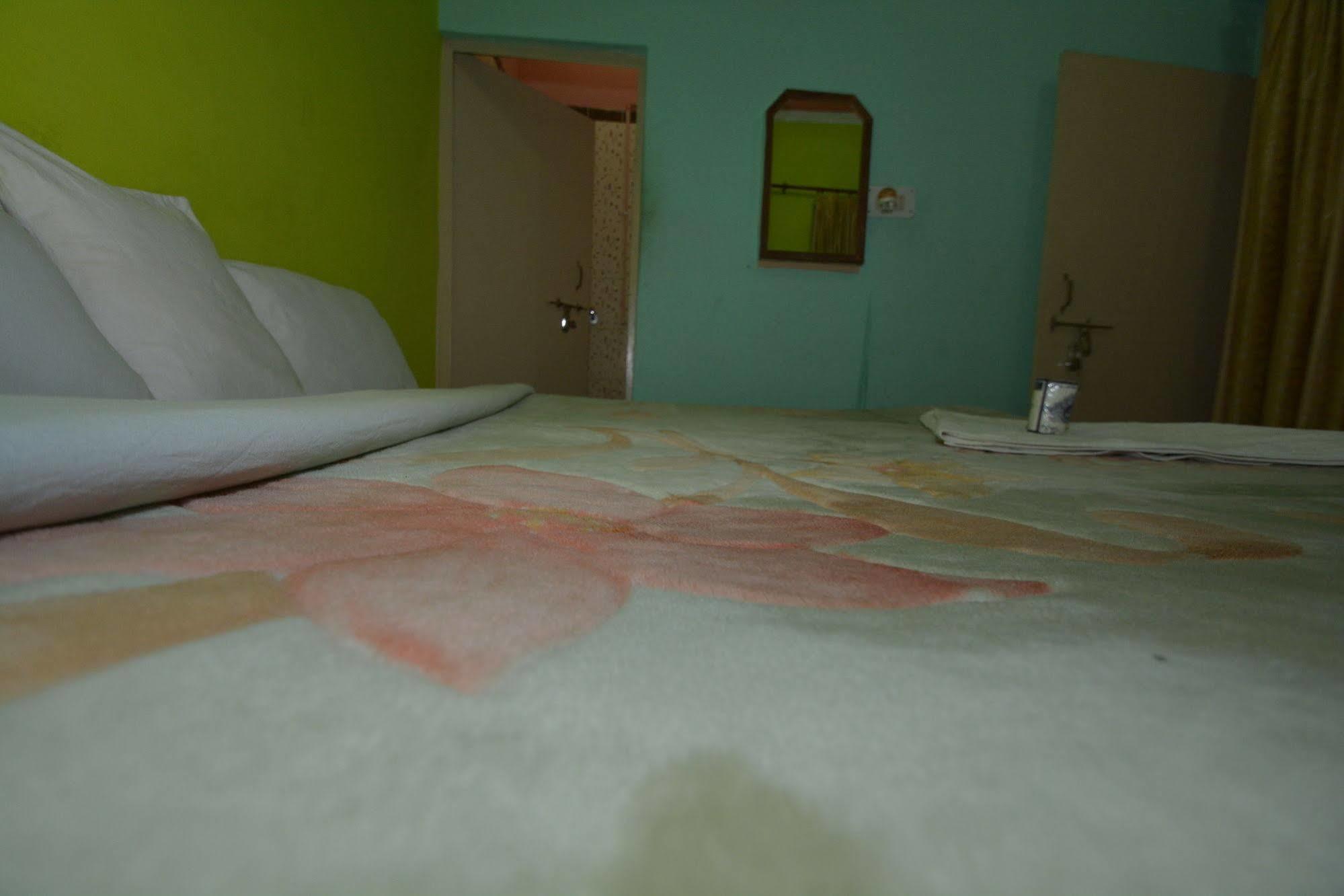 Pyrenees Homestay Agra (Uttar Pradesh) Exterior foto