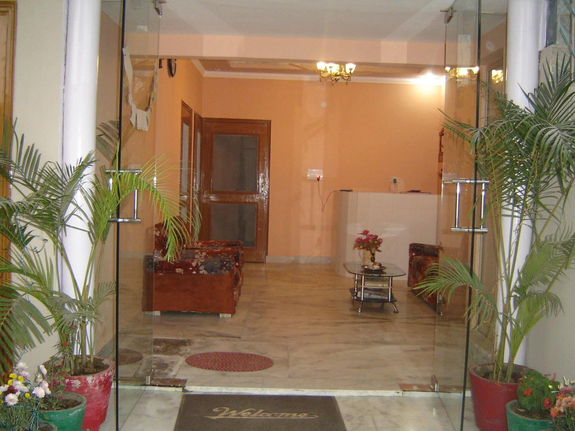 Pyrenees Homestay Agra (Uttar Pradesh) Exterior foto
